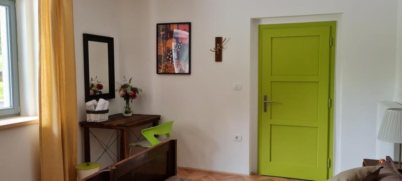 Bed and Breakfast Nona Bb Postojna Exterior foto